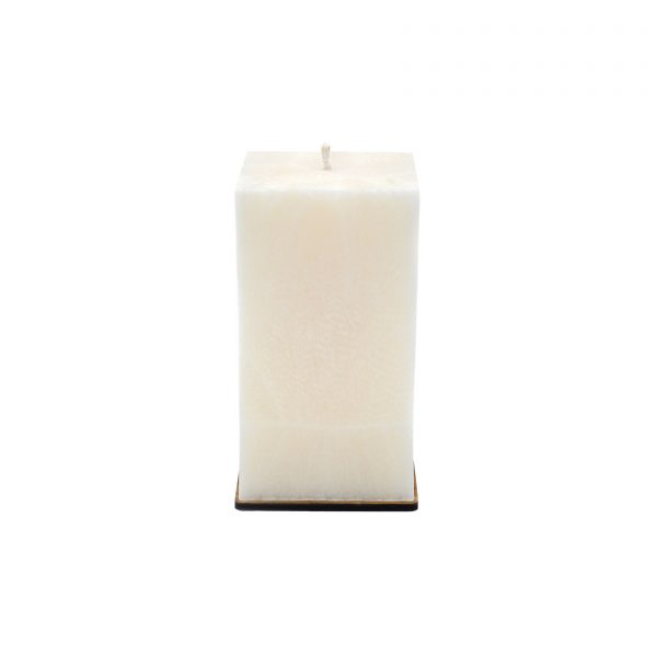 Bekvapė balta palmių vaško žvakė (kvadratinė, 10x17 cm)