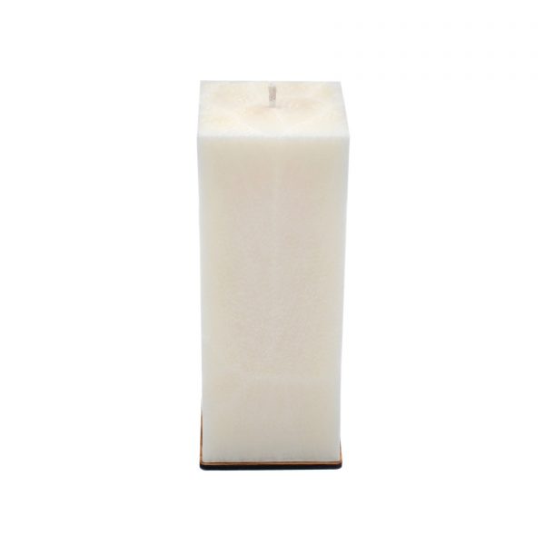 Bekvapė balta palmių vaško žvakė (kvadratinė, 10x24 cm)